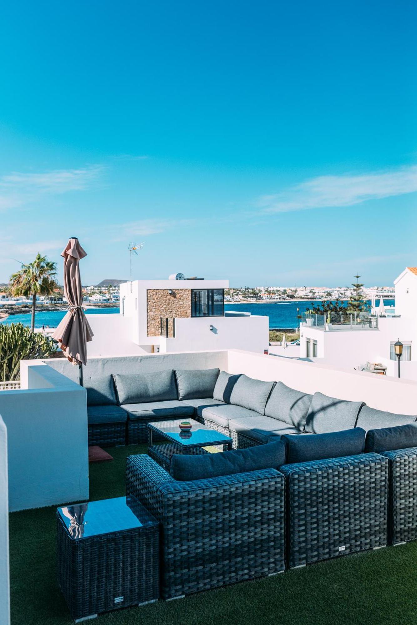 Paradise Beach House: Piscina Privada, Playa 100M Corralejo Luaran gambar